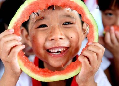 珠大宝吃瓜,揭秘校园热点背后的故事